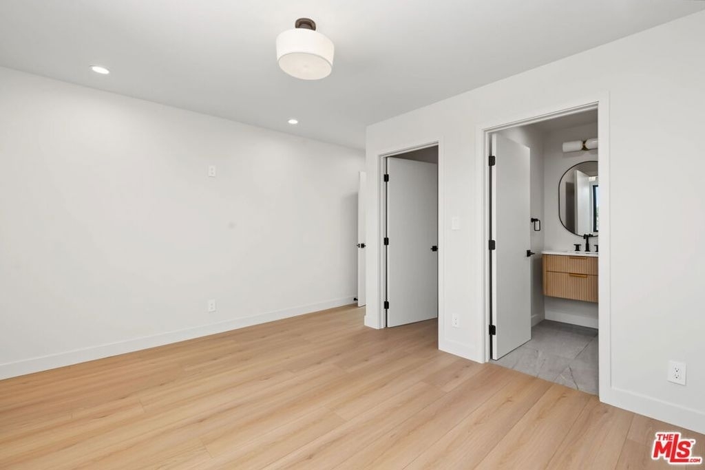5841 Whitworth Drive - Photo 16