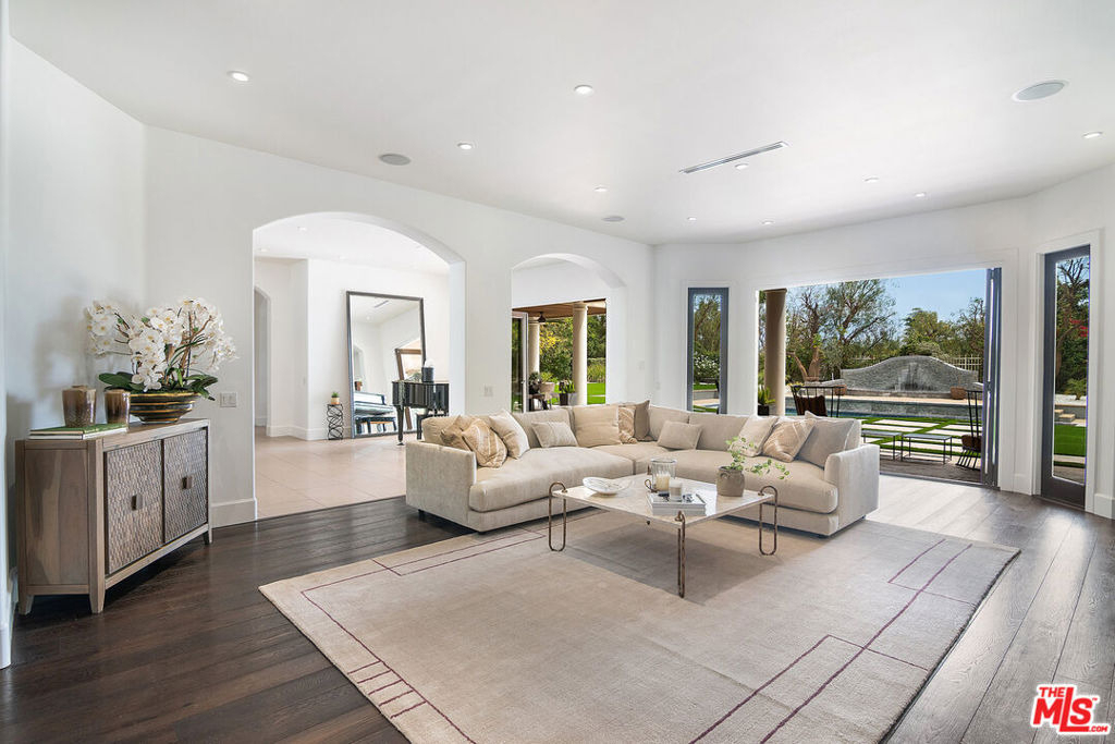 25522 Colette Way - Photo 6