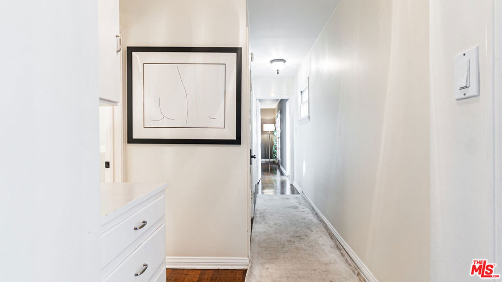 863 Manning Avenue - Photo 17