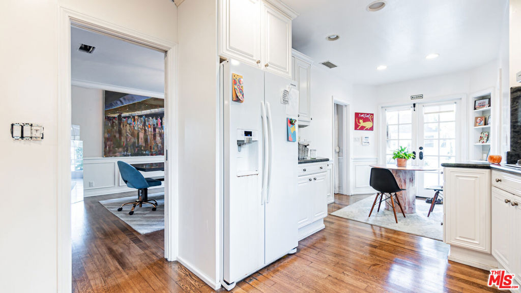 863 Manning Avenue - Photo 8