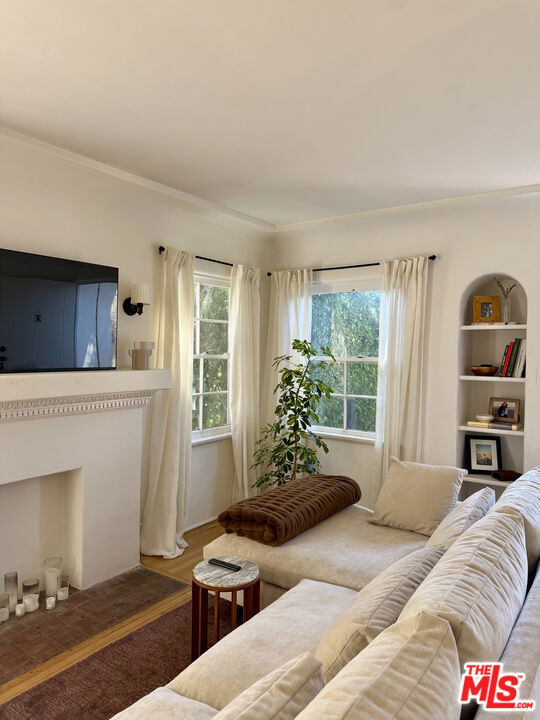 643 Vernon Avenue - Photo 7