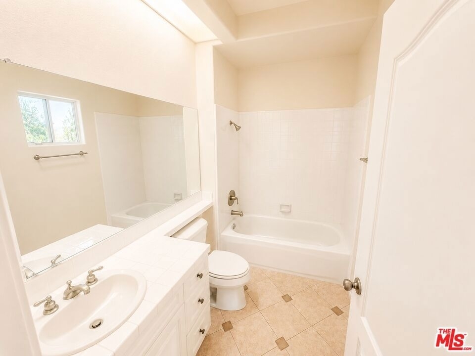7371 Westcliff Drive - Photo 19