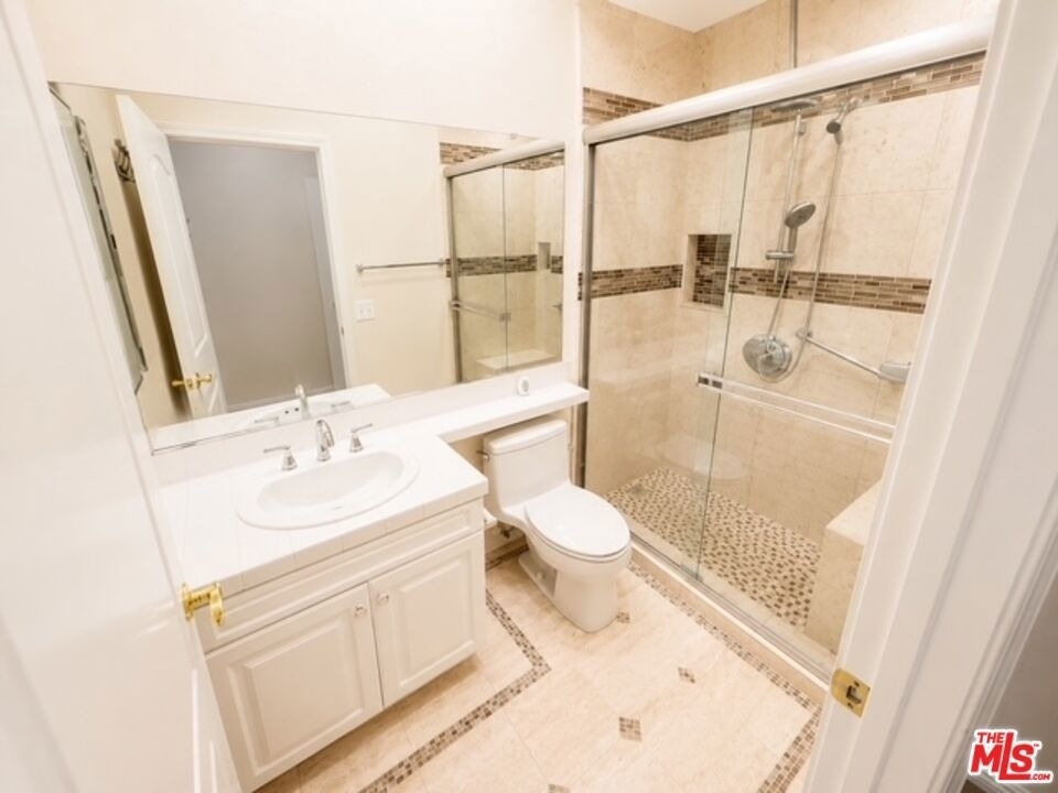 7371 Westcliff Drive - Photo 23