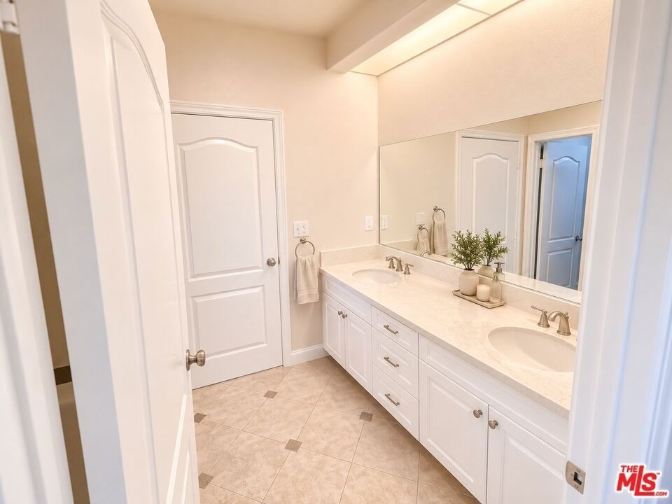 7371 Westcliff Drive - Photo 21