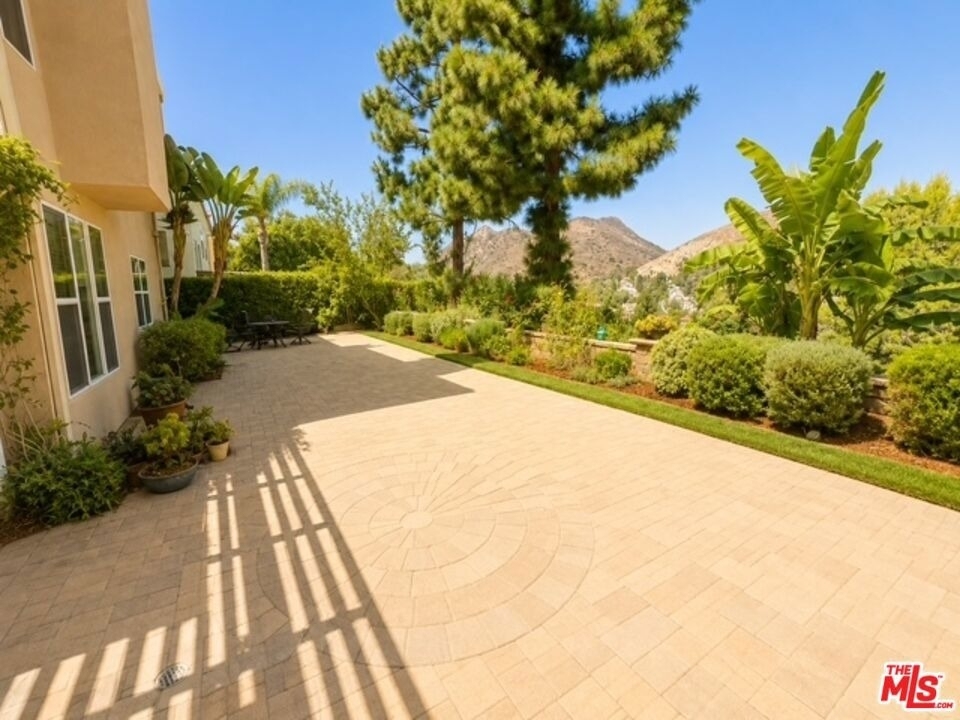 7371 Westcliff Drive - Photo 26