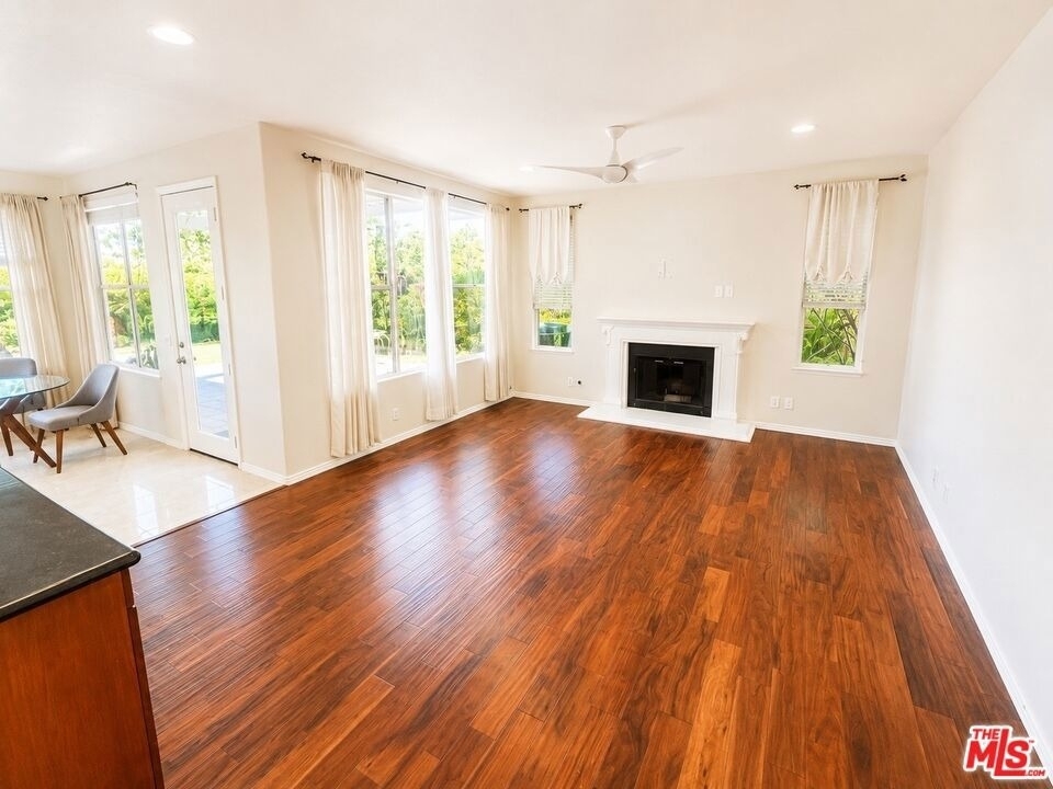 7371 Westcliff Drive - Photo 4