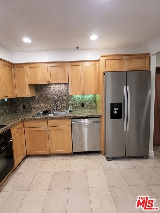 10445 Wilshire Boulevard - Photo 3