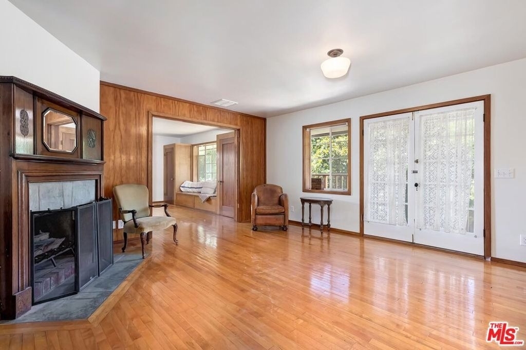 515 N Kenter Avenue - Photo 15