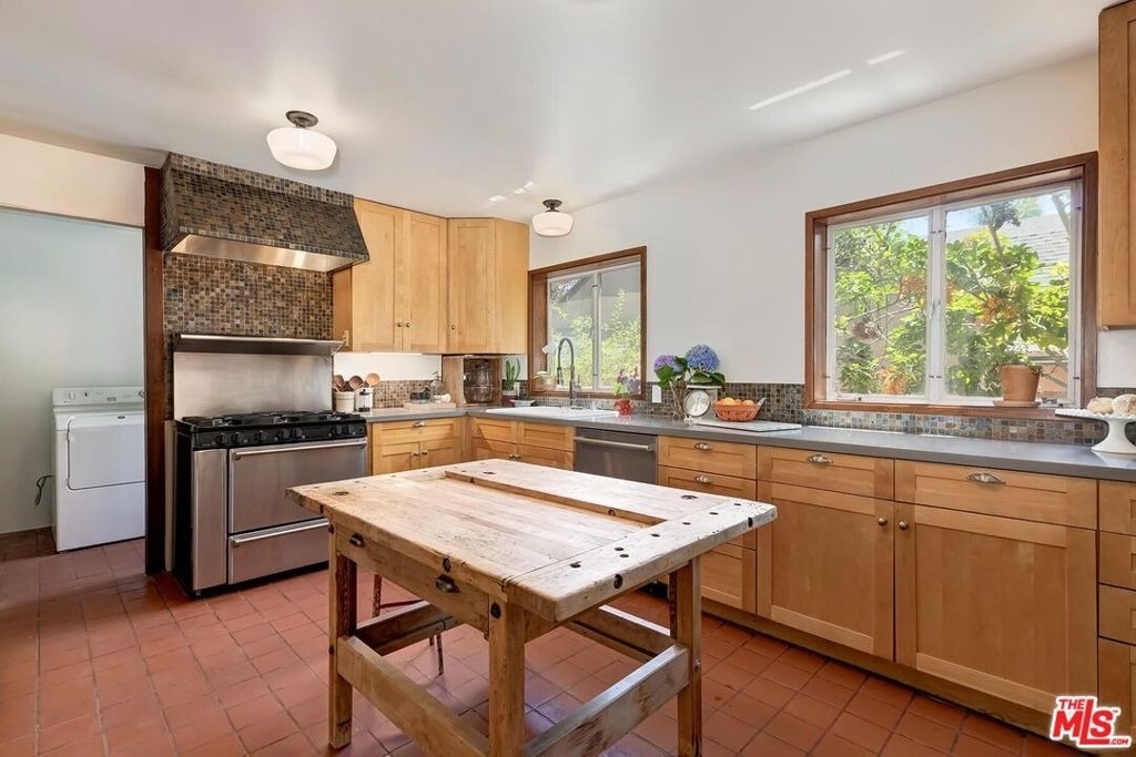 515 N Kenter Avenue - Photo 7
