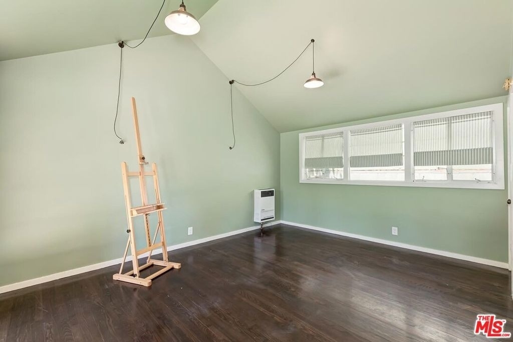515 N Kenter Avenue - Photo 27