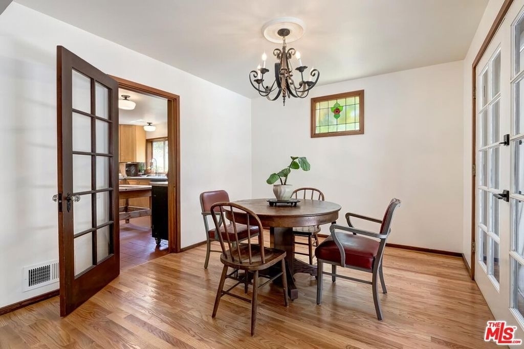 515 N Kenter Avenue - Photo 6