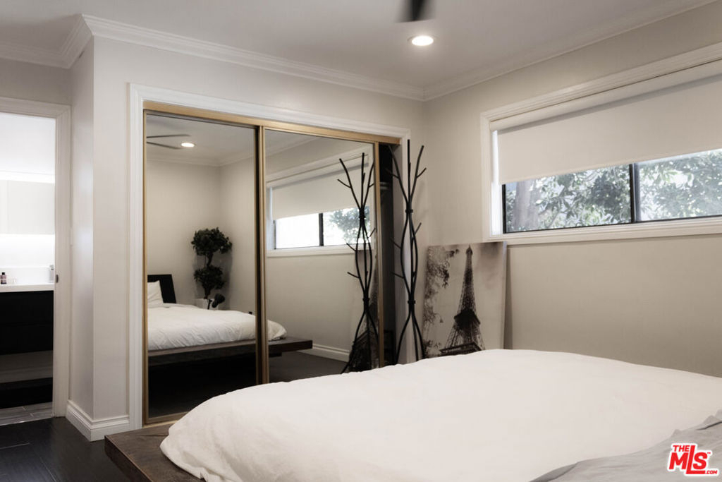 5651 Windsor Way - Photo 9