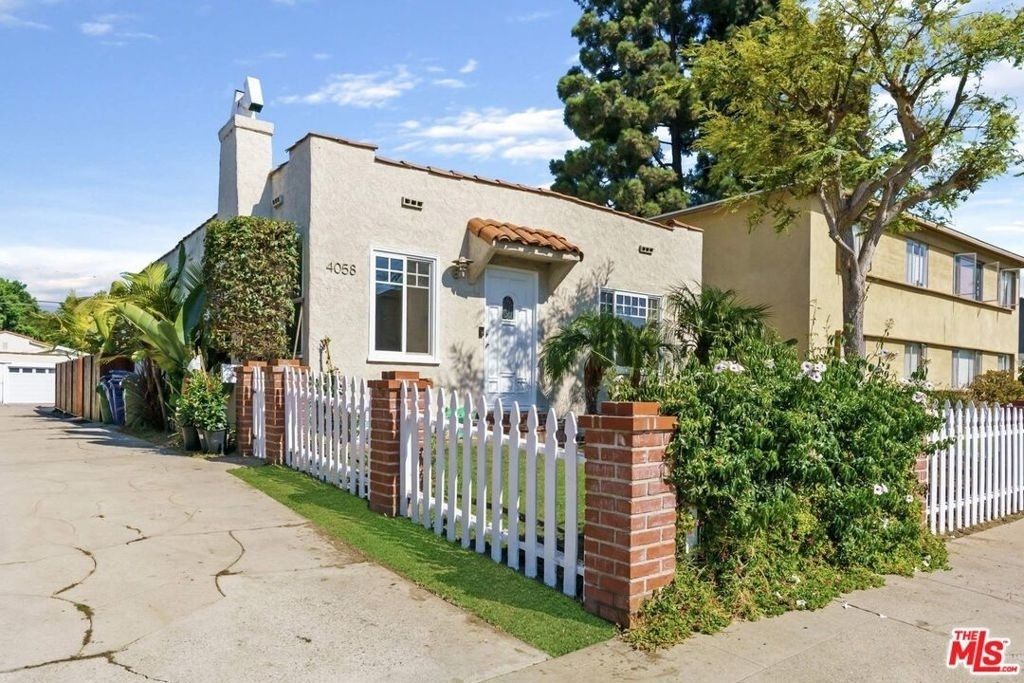 4058 Wade Street - Photo 0