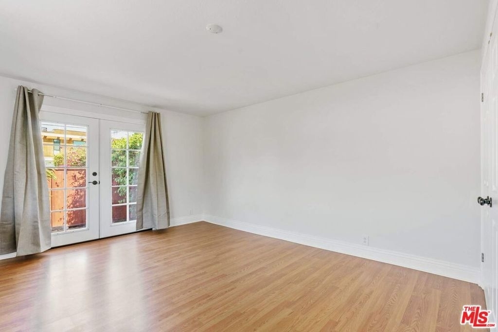 4058 Wade Street - Photo 10