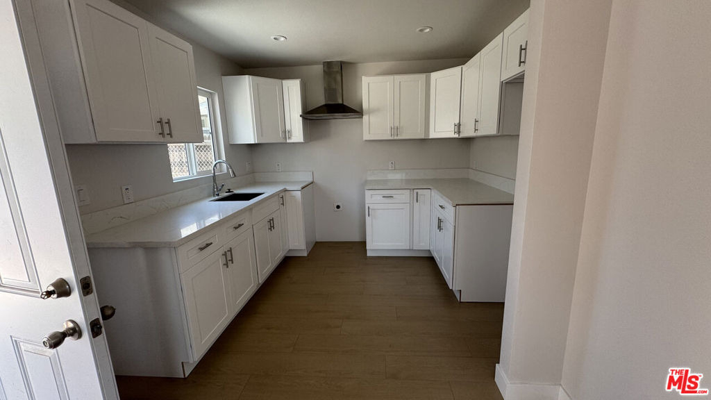 806 N Grandee Avenue - Photo 3