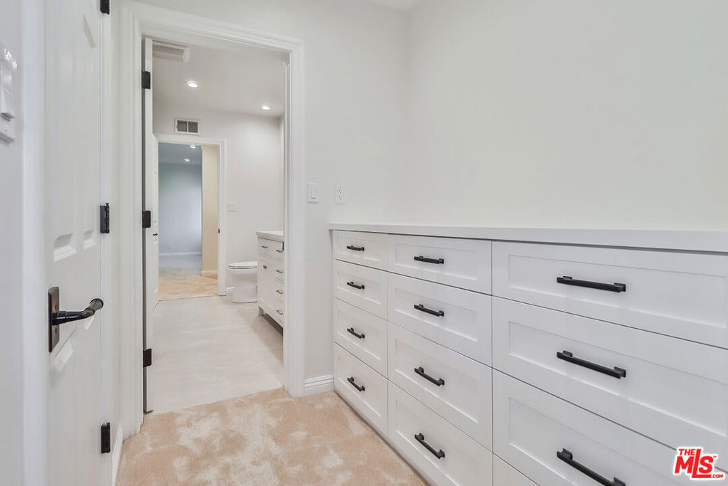 1030 Brooklawn Drive - Photo 18