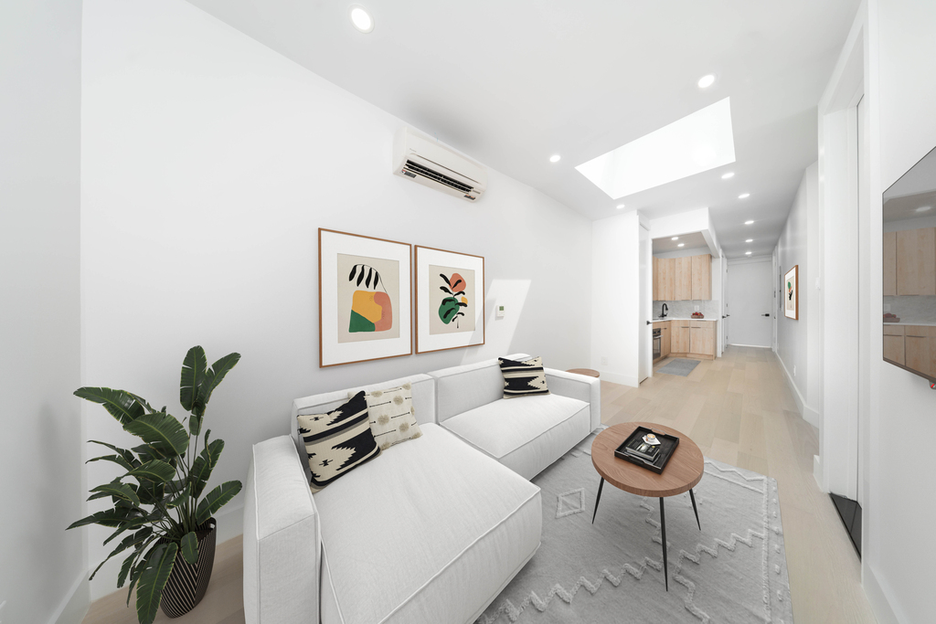 47 St Marks Place - Photo 3