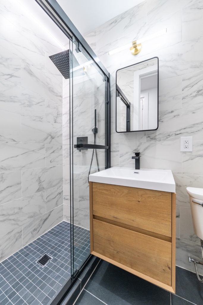 47 St Marks Place - Photo 8