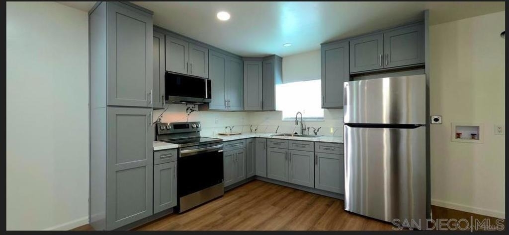 8836 Valencia St - Photo 12