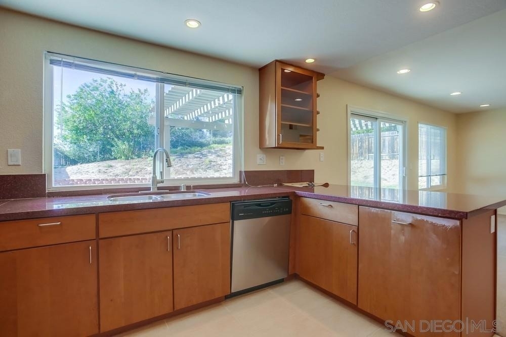 14140 Barrymore St. - Photo 17