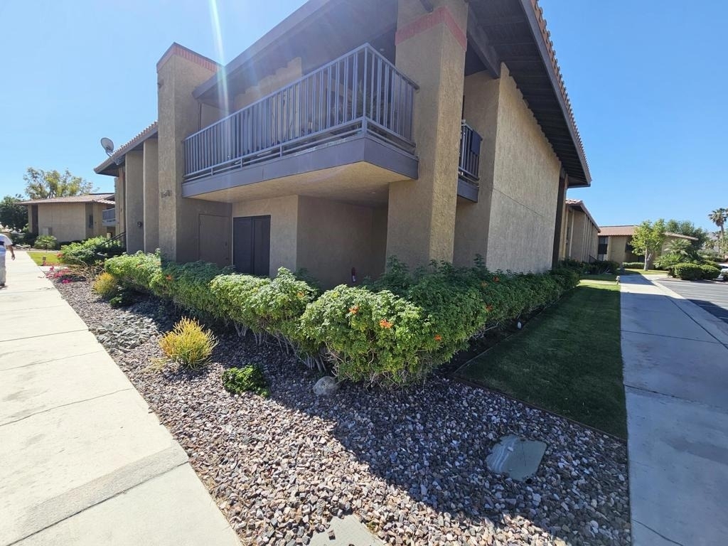 31200 Landau Boulevard - Photo 0