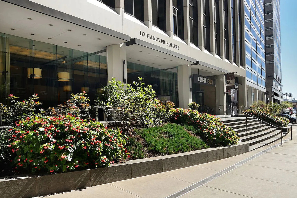 10 Hanover Square - Photo 8