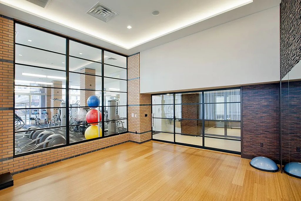 21 West Street - Photo 6