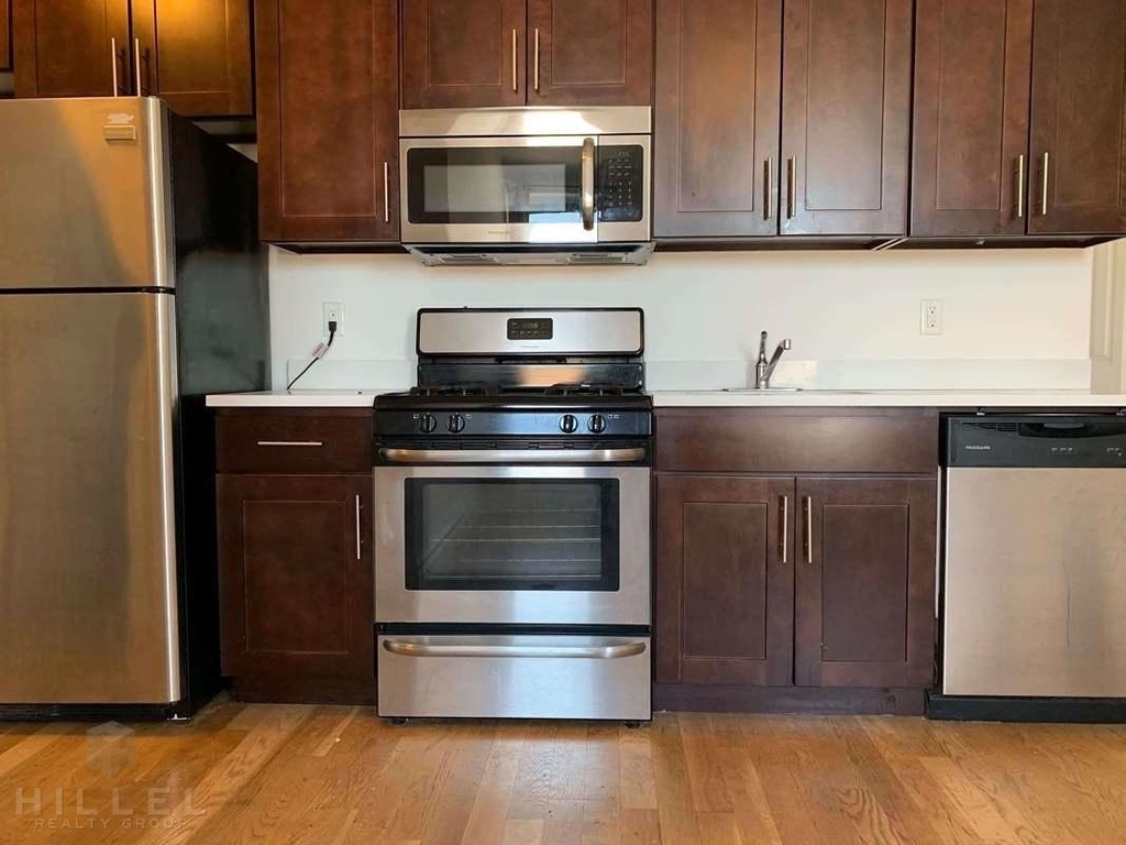 21-80 38th St. - Photo 4