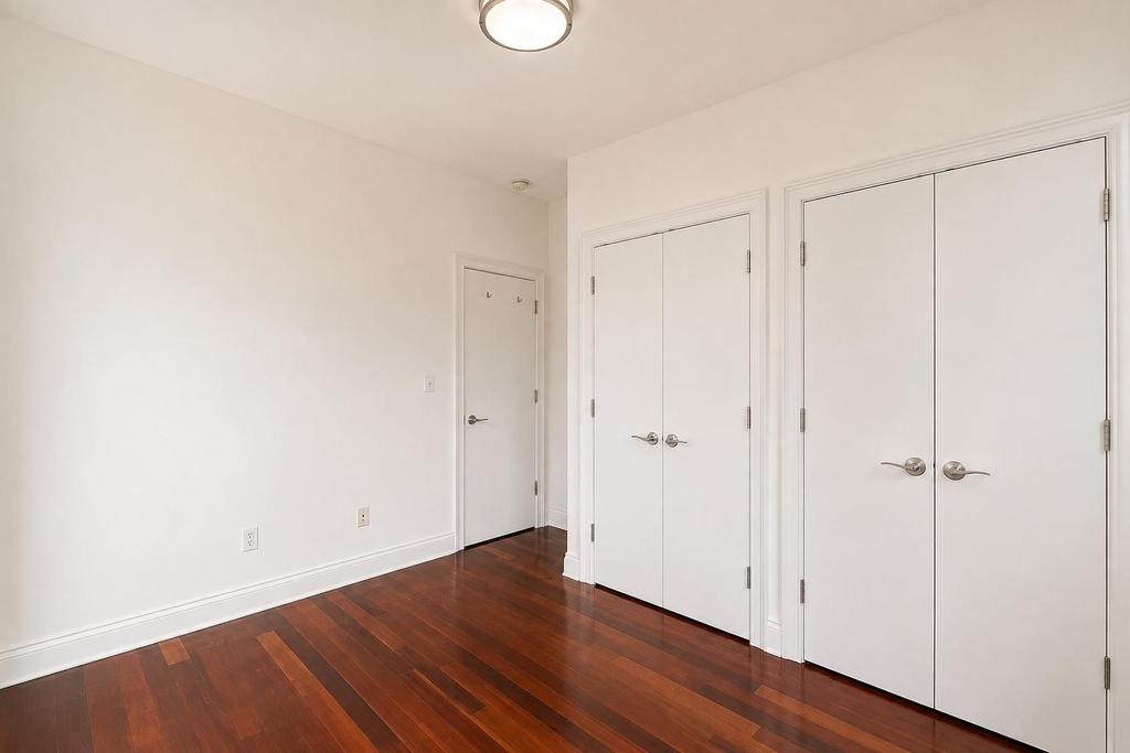601 West 137th Street - Photo 7