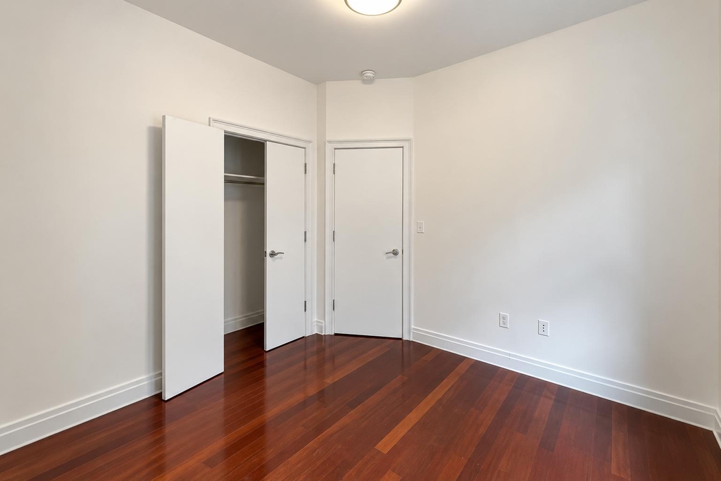 601 West 137th Street - Photo 9