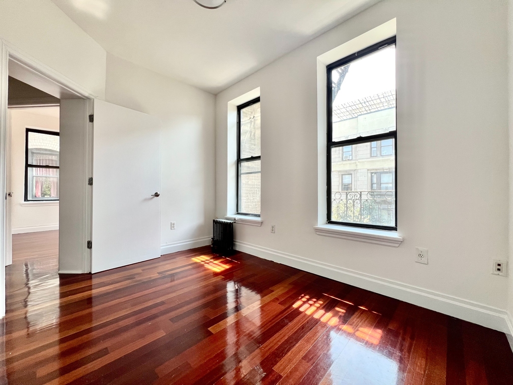 607 West 137th Street - Photo 10