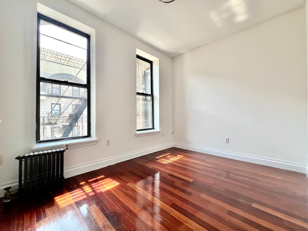 607 West 137th Street - Photo 9