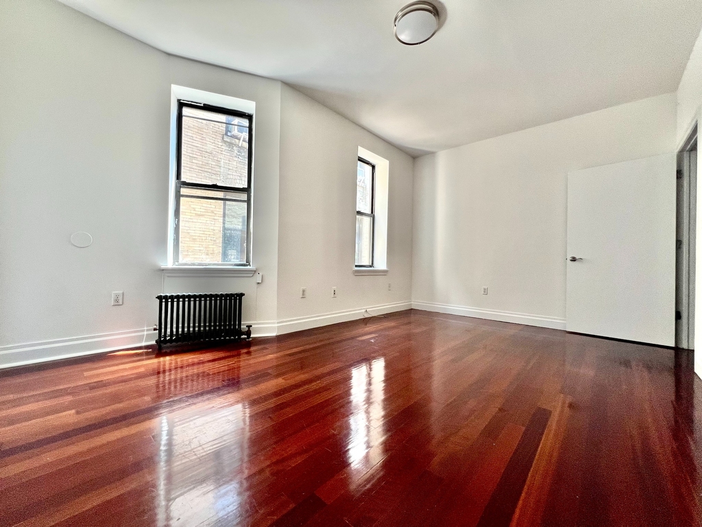 607 West 137th Street - Photo 5