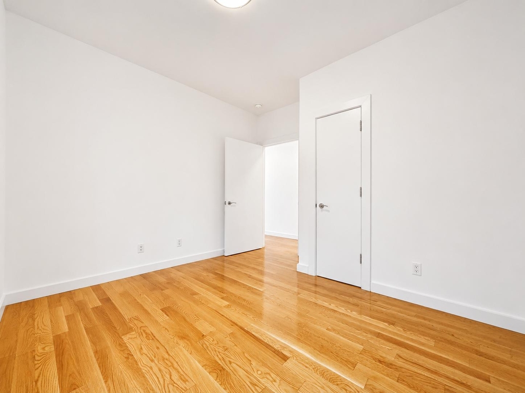 601 West 137th Street - Photo 8