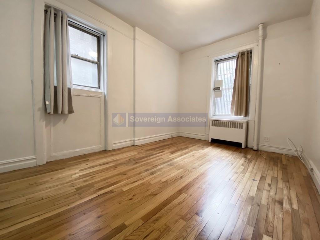 936 West End Avenue - Photo 0