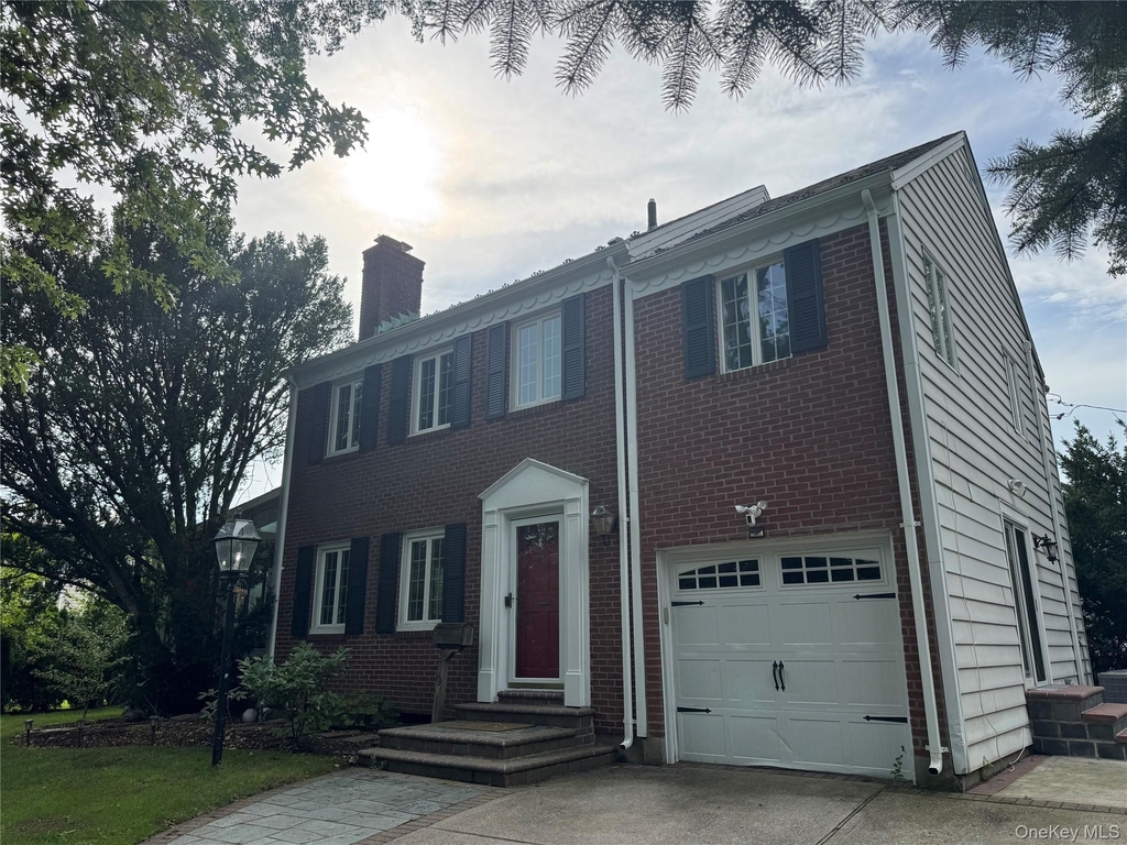 210 Clinton Road - Photo 5