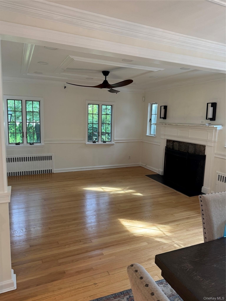 210 Clinton Road - Photo 8