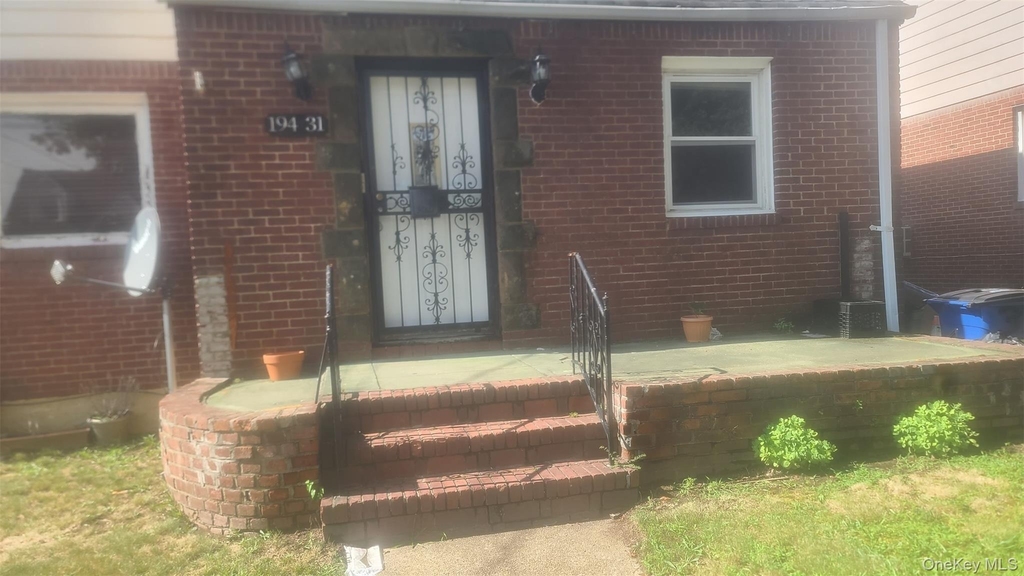 194-31 115th Drive - Photo 0