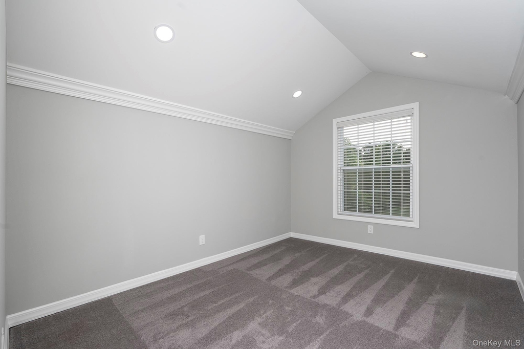 37 Oak Ridge Circle - Photo 10