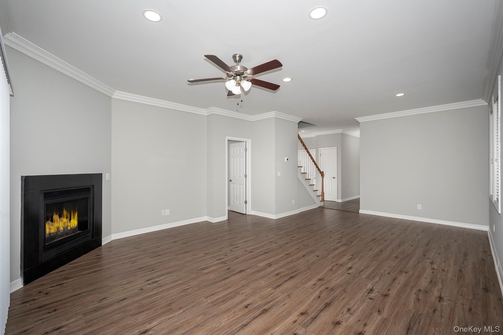37 Oak Ridge Circle - Photo 5