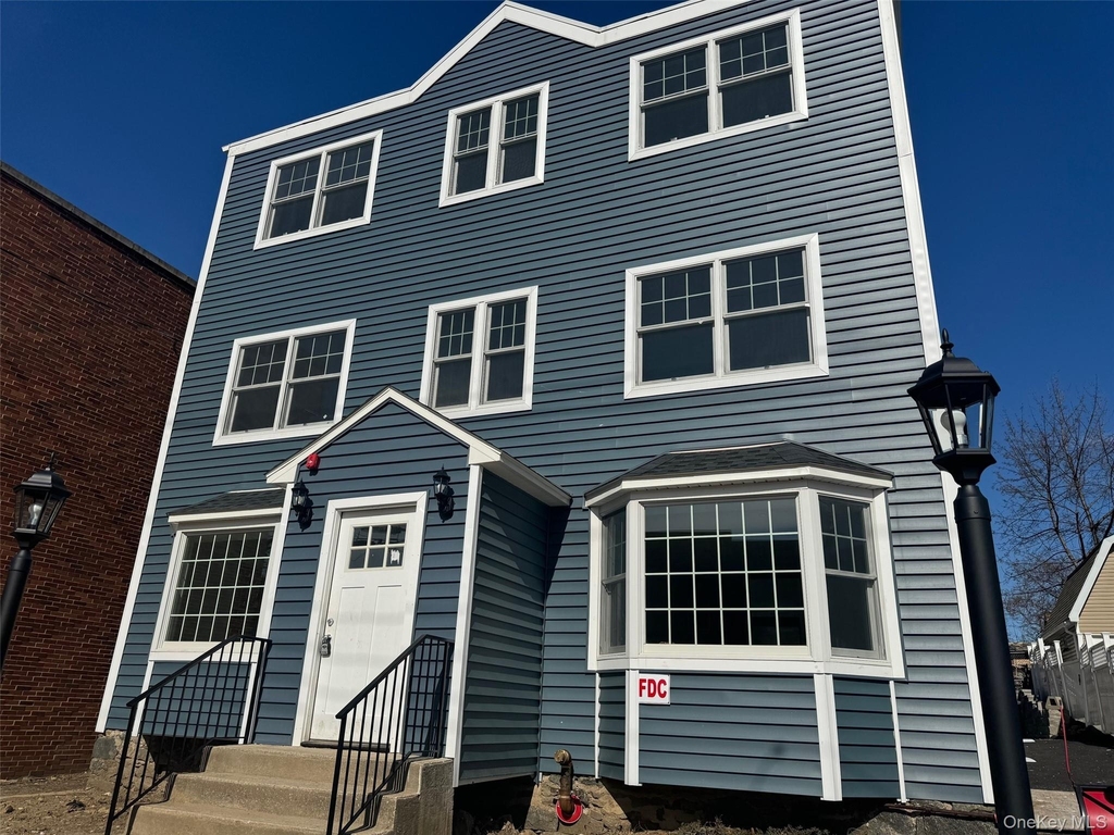 34 Bush Avenue - Photo 10