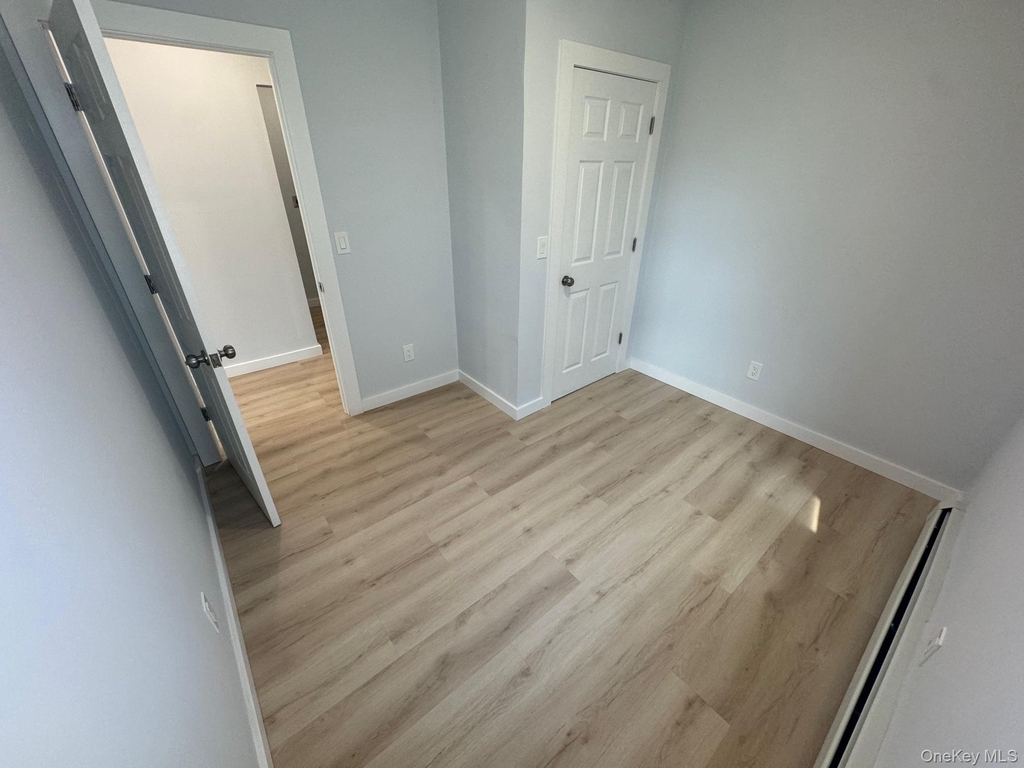 34 Bush Avenue - Photo 7