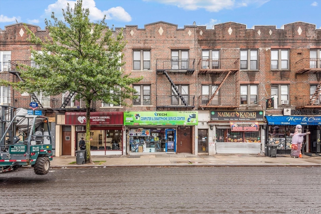 71-06 Grand Avenue - Photo 7
