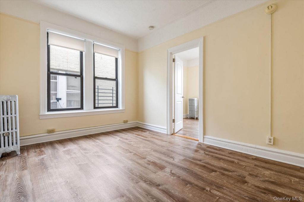 71-06 Grand Avenue - Photo 2