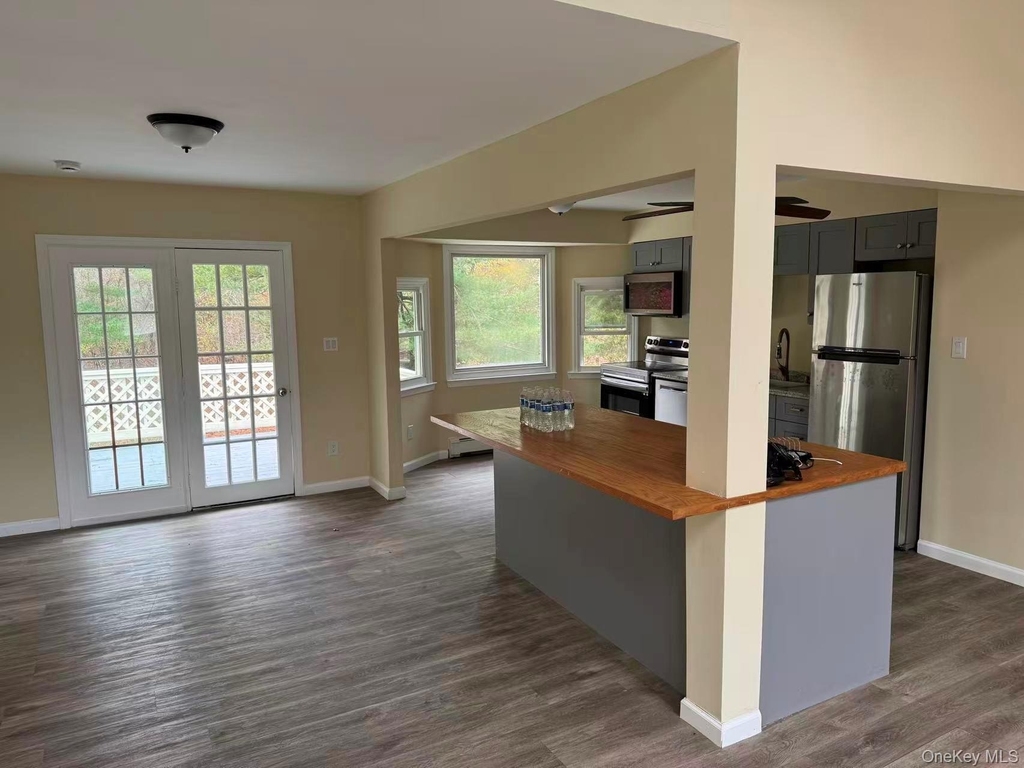 20 Westfield Road - Photo 1