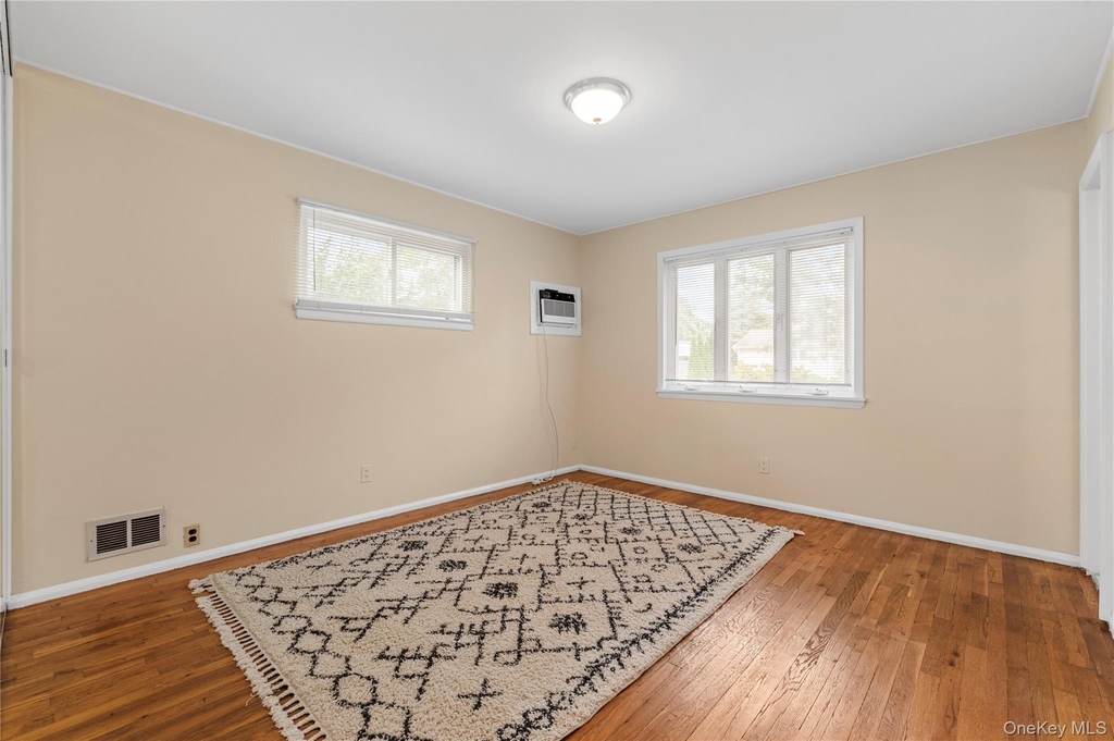 7 Kroll Street - Photo 16