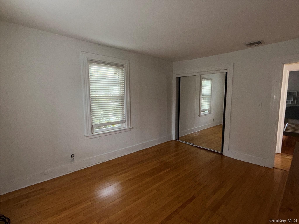 7 Broadway - Photo 16