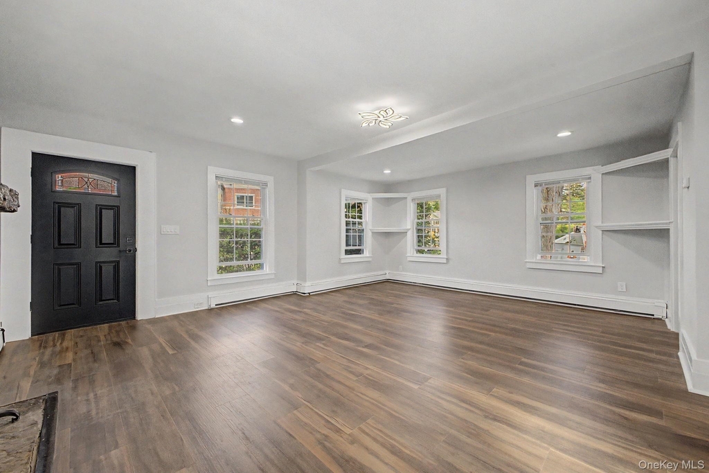 480 King Street - Photo 1