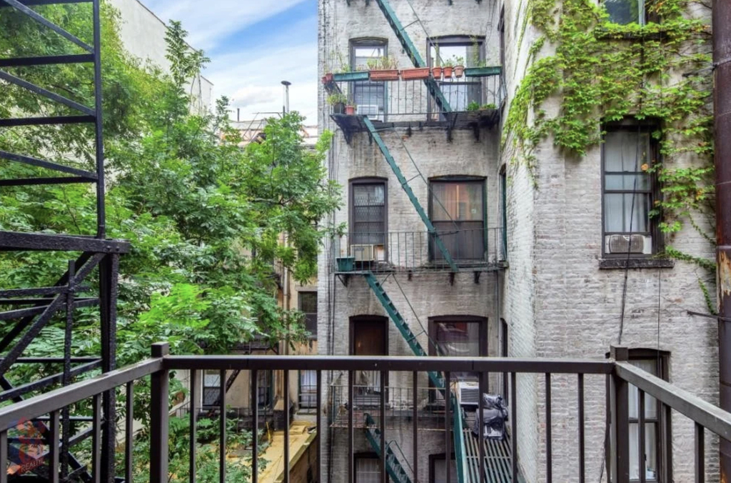 East 5th Street - Photo 1
