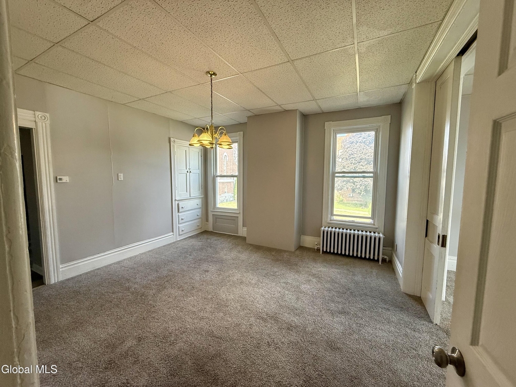 741 Hudson Avenue - Photo 5
